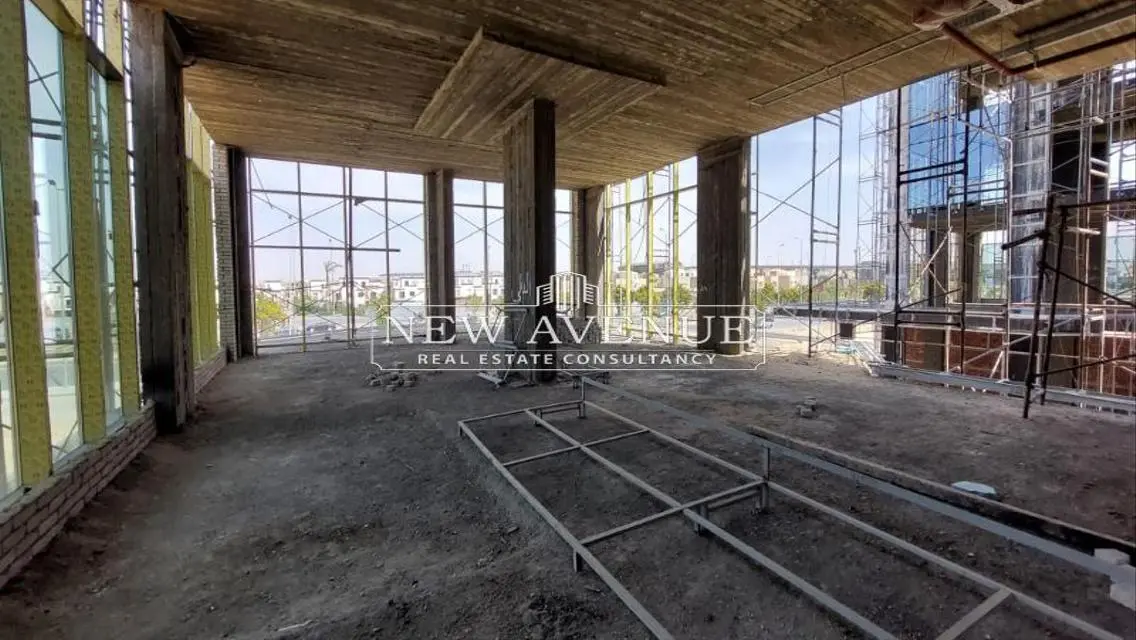 Premium Office Space - 2000 sqm for 2,550,000