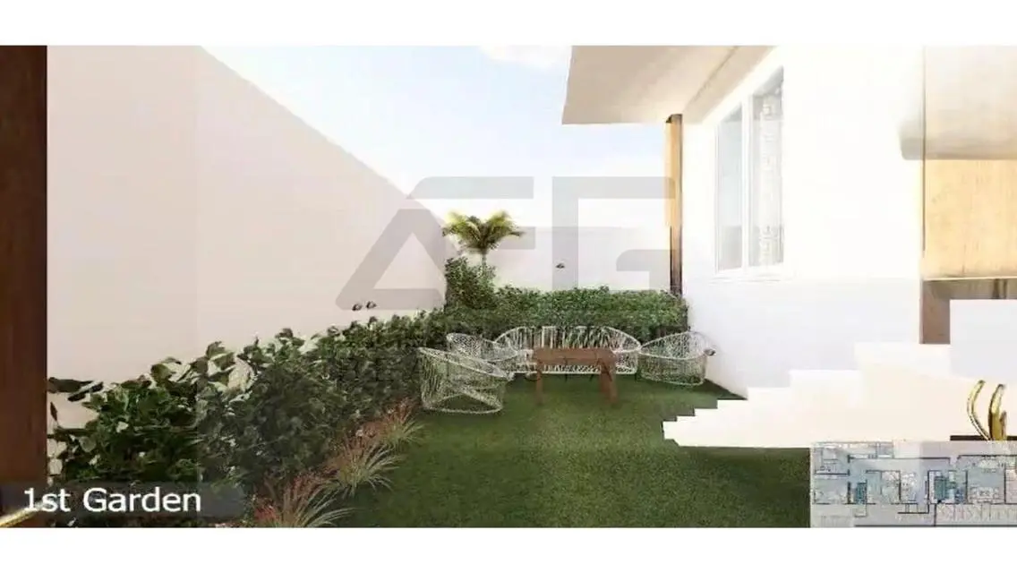 Luxurious Apartment with Spacious Area and Private Garden