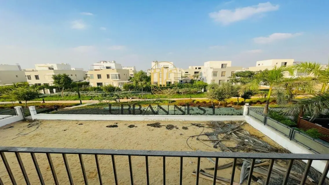 Luxurious Apartment for Sale - 590 Square Meters