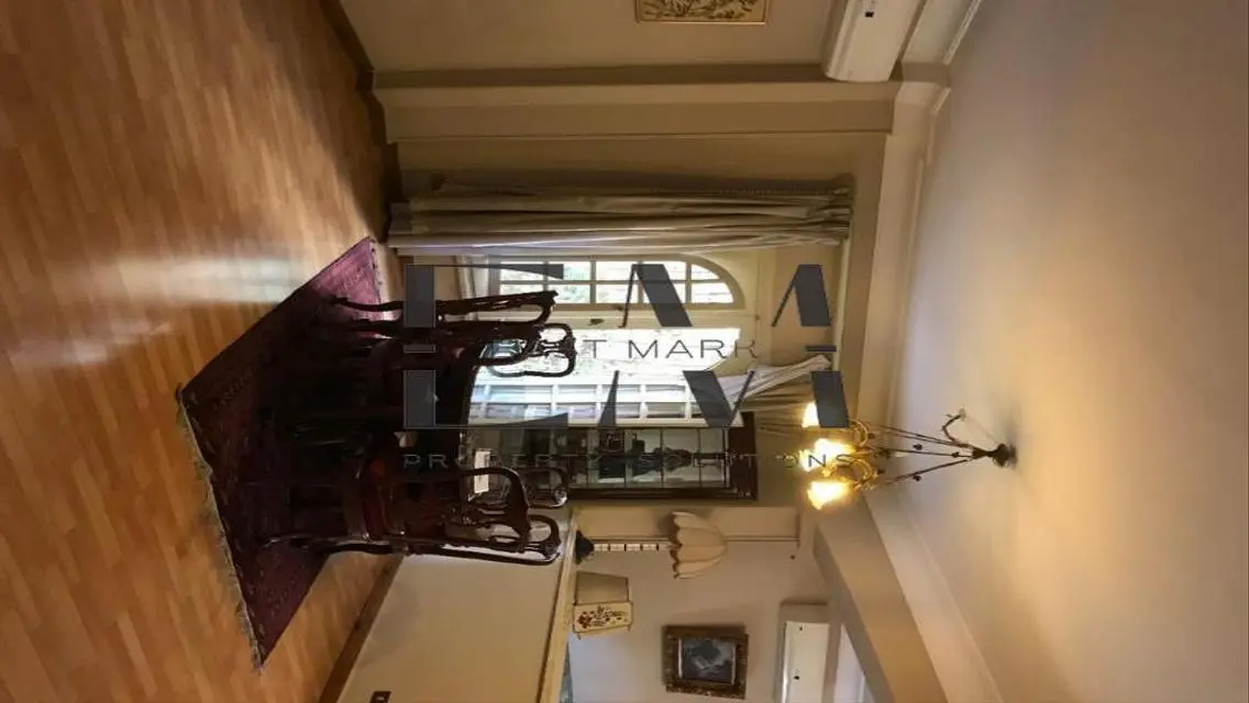 Stunning 3-Bedroom Apartment with Private Garden