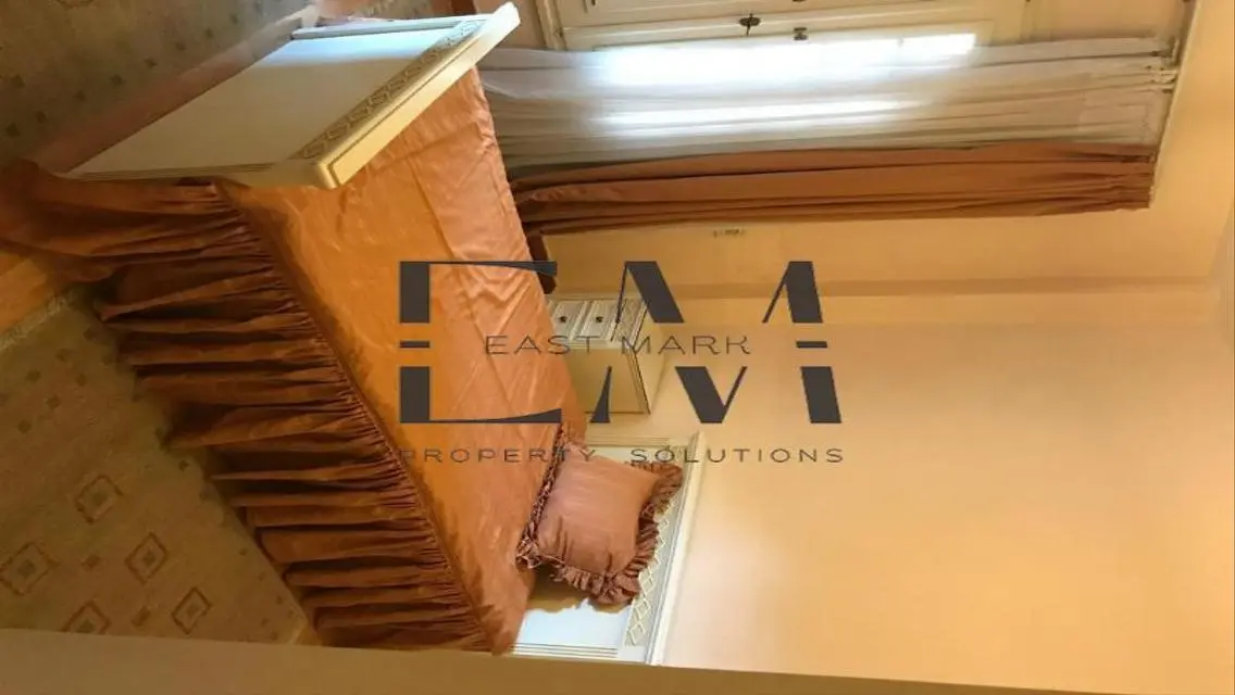Stunning 3-Bedroom Apartment with Private Garden
