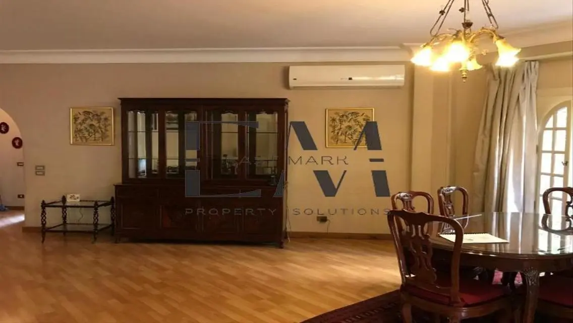 Stunning 3-Bedroom Apartment with Private Garden