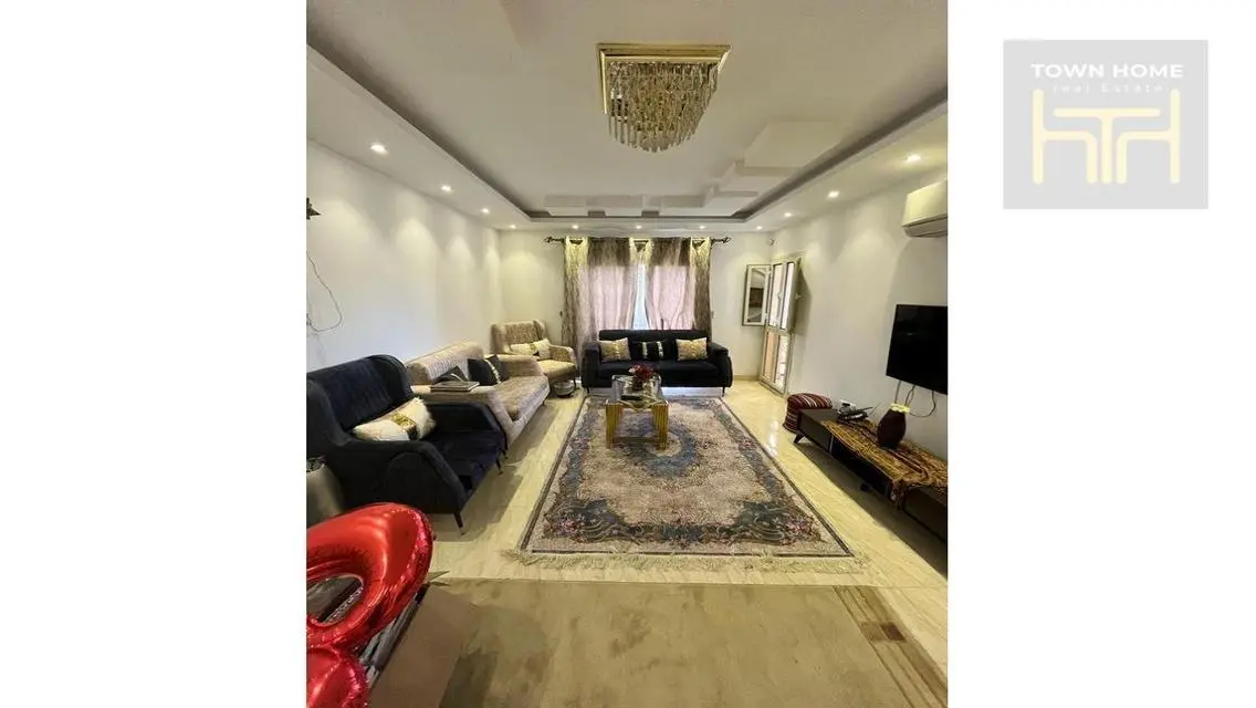 Luxury Apartment with Central Air Conditioning and Balcony