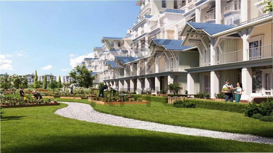 Luxury Apartment with Stunning Views in Aliva Mountain View