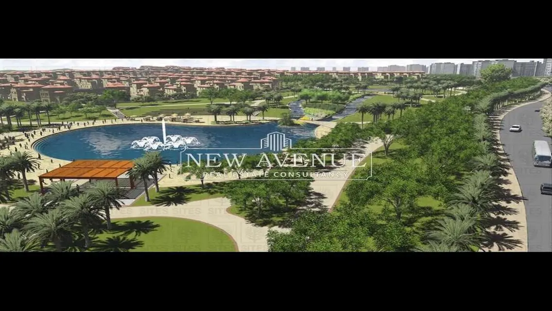Luxurious Apartment with Spacious Private Garden in Prime Location