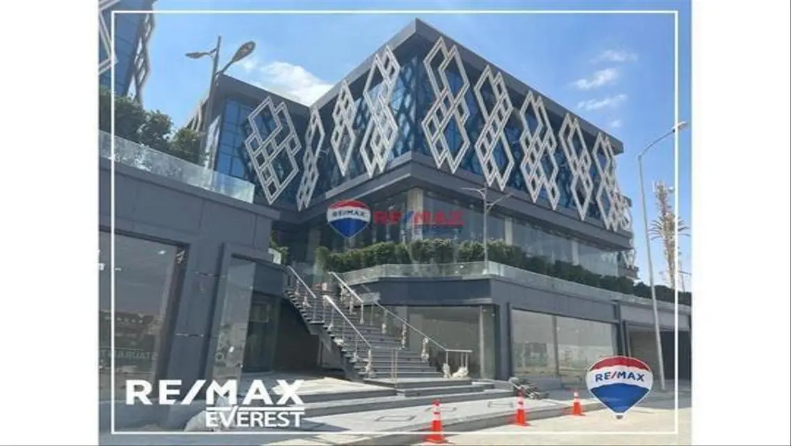 Office for Rent: 65 sqm in Prime Location