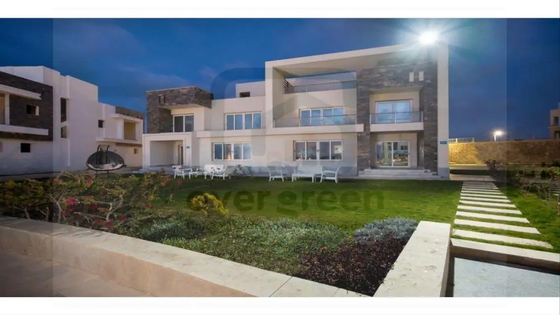 Luxury Villa for Sale with Spacious Layout and Private Garden
