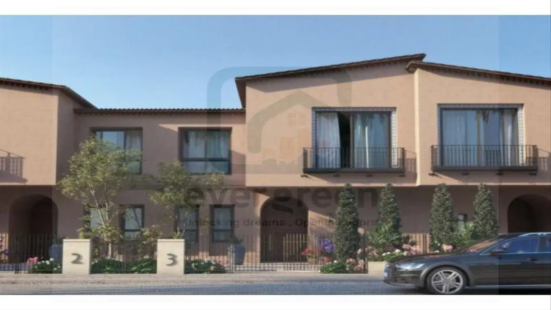 Luxury Villa in Village West