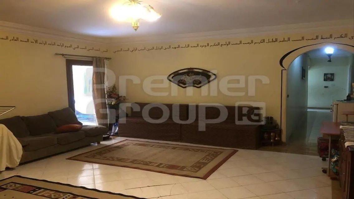شقة فاخرة ثلاث غرف نوم للبيع