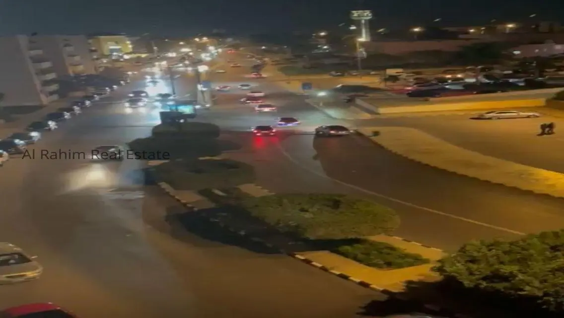 شقة رائعة للبيع بحي ذكي