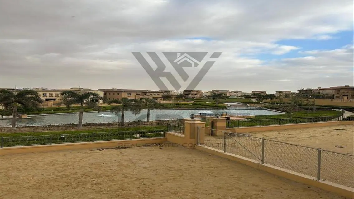 شقة فاخرة بإطلالات رائعة