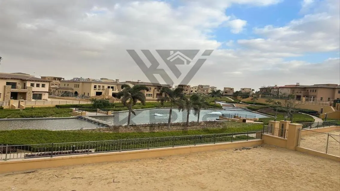 شقة فاخرة بإطلالات رائعة