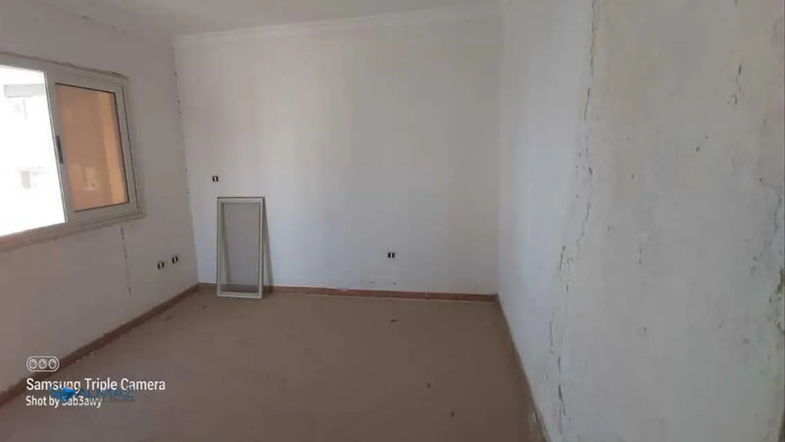 Luxury Apartment for Sale - 3 Bedrooms with Stunning Design