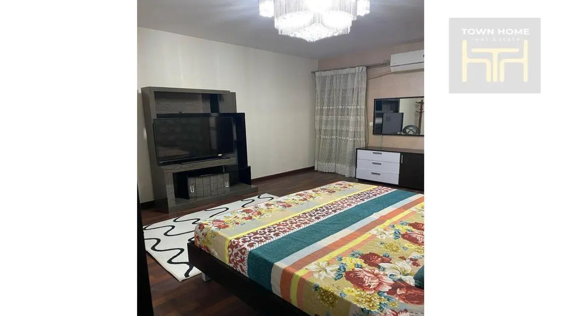 Luxury Apartment for Rent - 3 Bedrooms and Living Room in the City Center