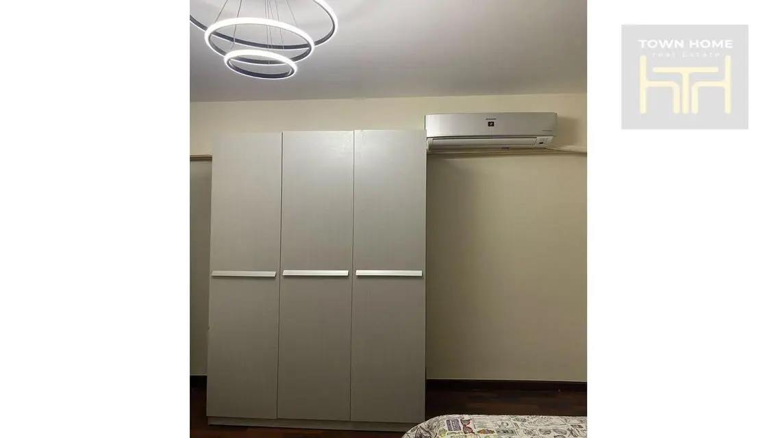 Luxury Apartment for Rent - 3 Bedrooms and Living Room in the City Center