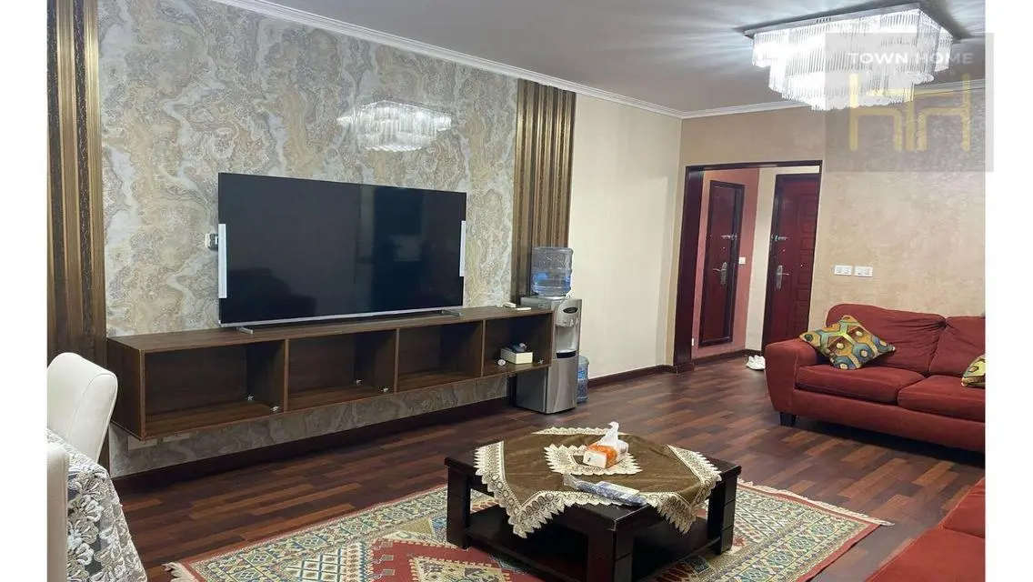 Luxury Apartment for Rent - 3 Bedrooms and Living Room in the City Center