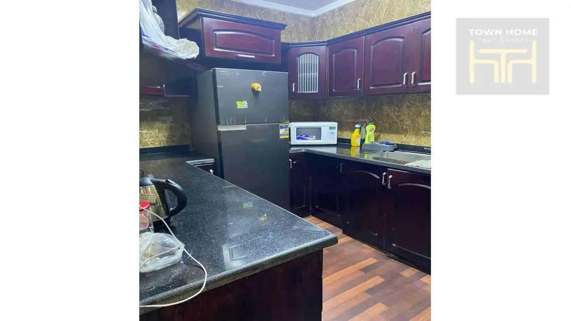 Luxury Apartment for Rent - 3 Bedrooms and Living Room in the City Center