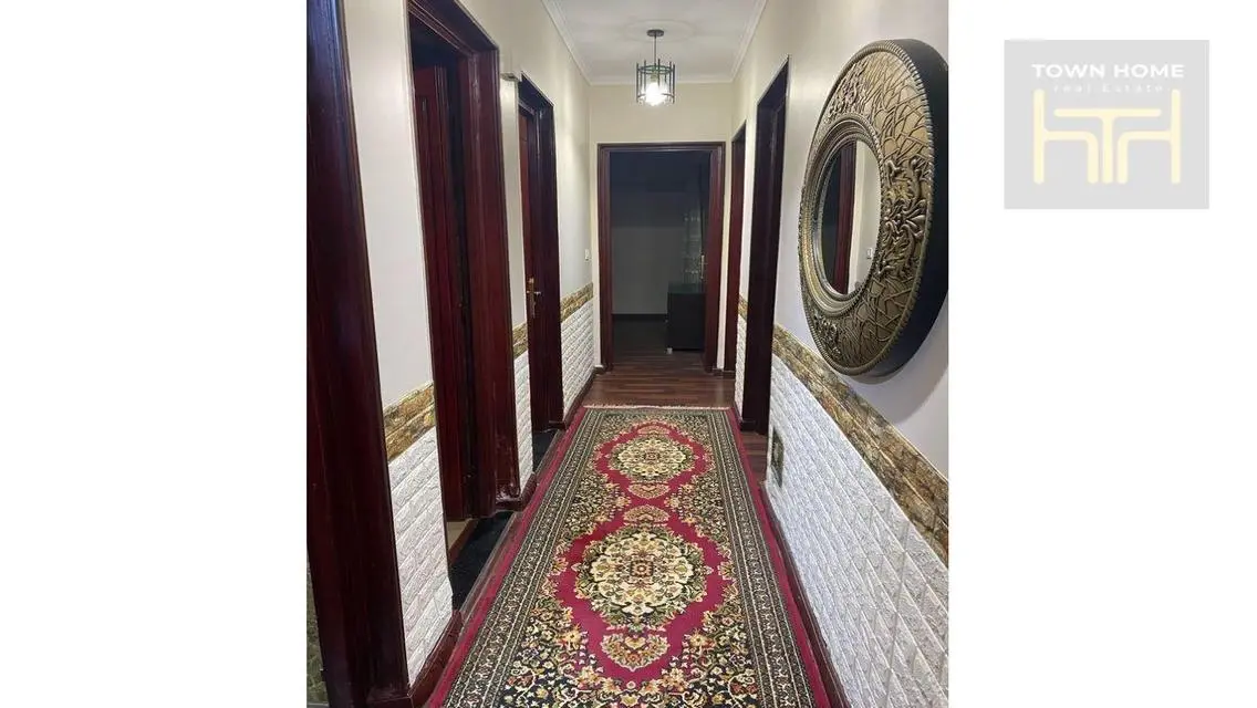 Luxury Apartment for Rent - 3 Bedrooms and Living Room in the City Center