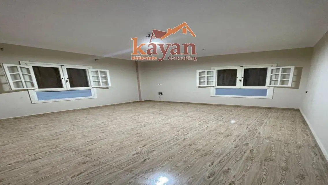 Luxury Apartment with 250 sqm in the Heart of the City