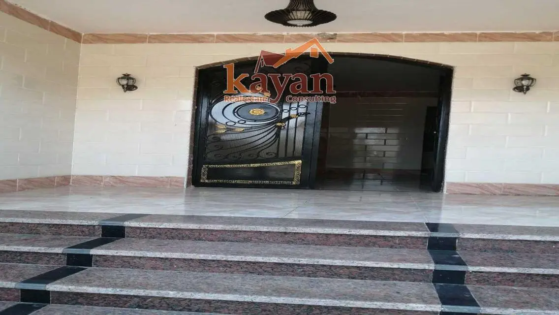 Luxury Apartment with 250 sqm in the Heart of the City