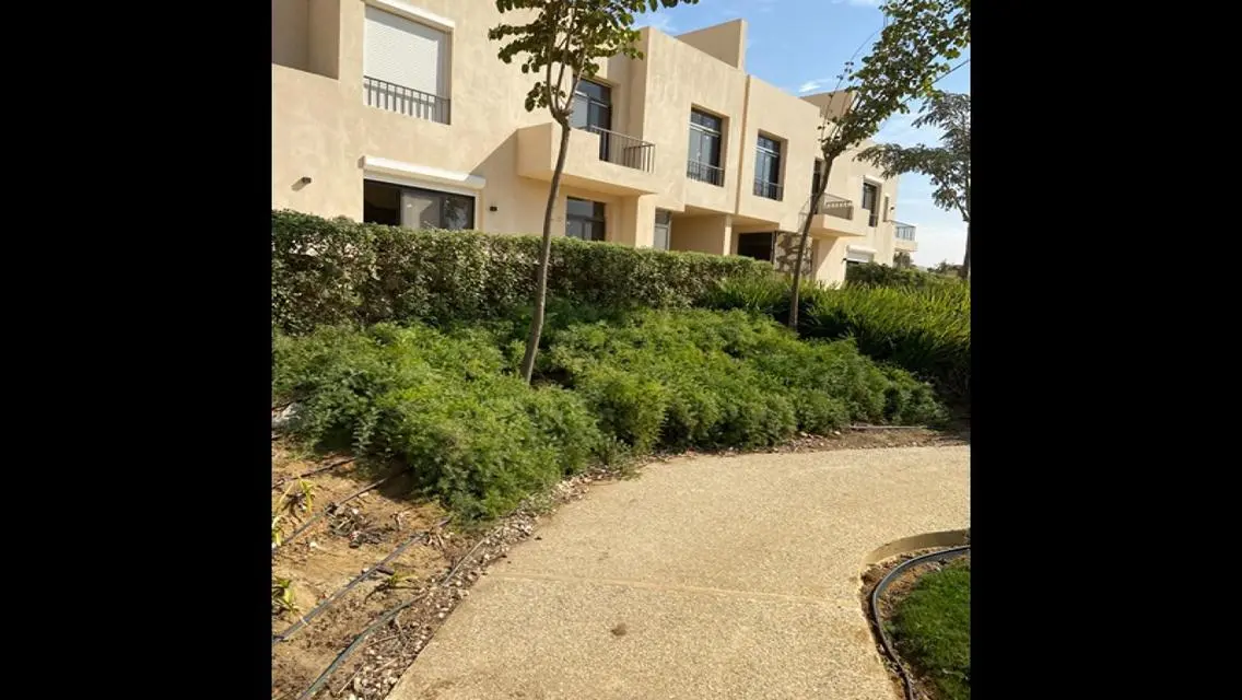 Luxurious Apartment for Sale with Spacious Layout