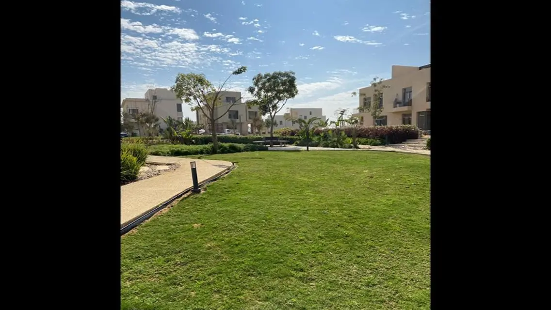 Luxurious Apartment for Sale with Spacious Layout