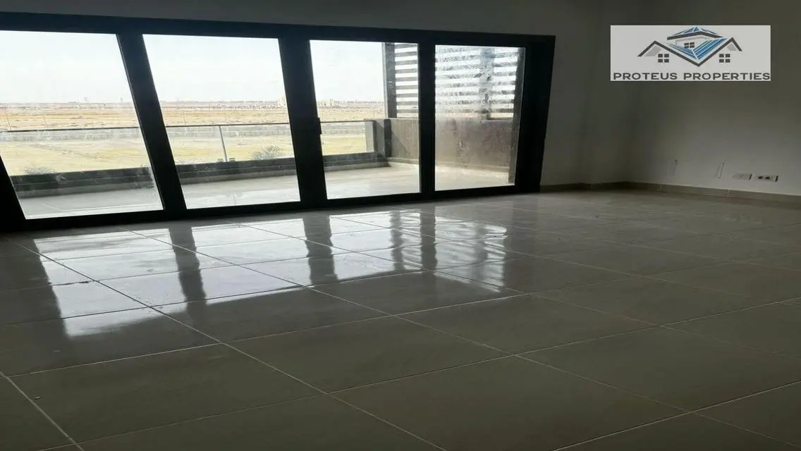Sunny Apartment with Security Guard - B15