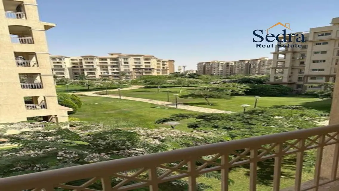 شقة فاخرة في مجمع مدينتي الجديدة