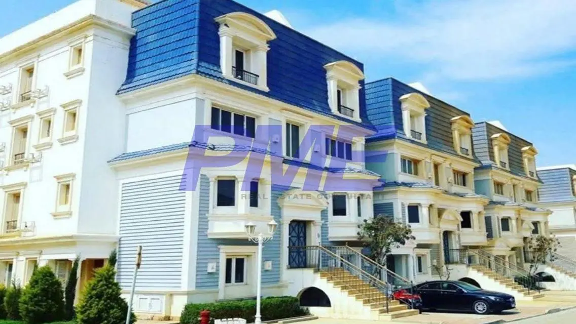 Luxurious Property with Private Garden and Balcony for Sale