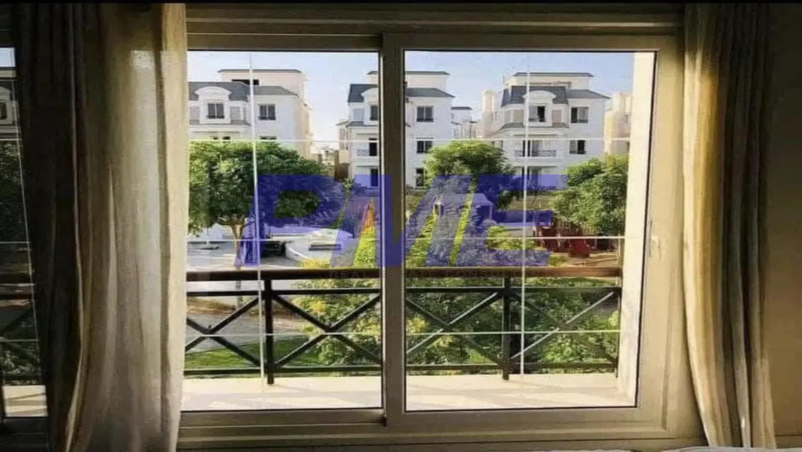 Luxurious Property with Private Garden and Balcony for Sale