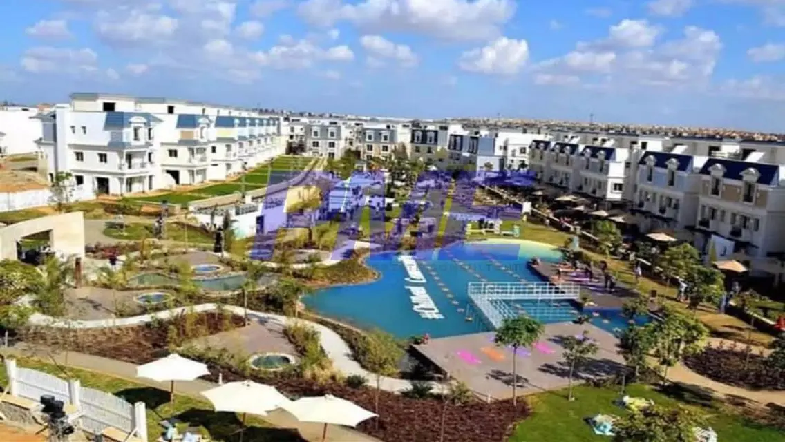 Luxurious Property with Private Garden and Balcony for Sale