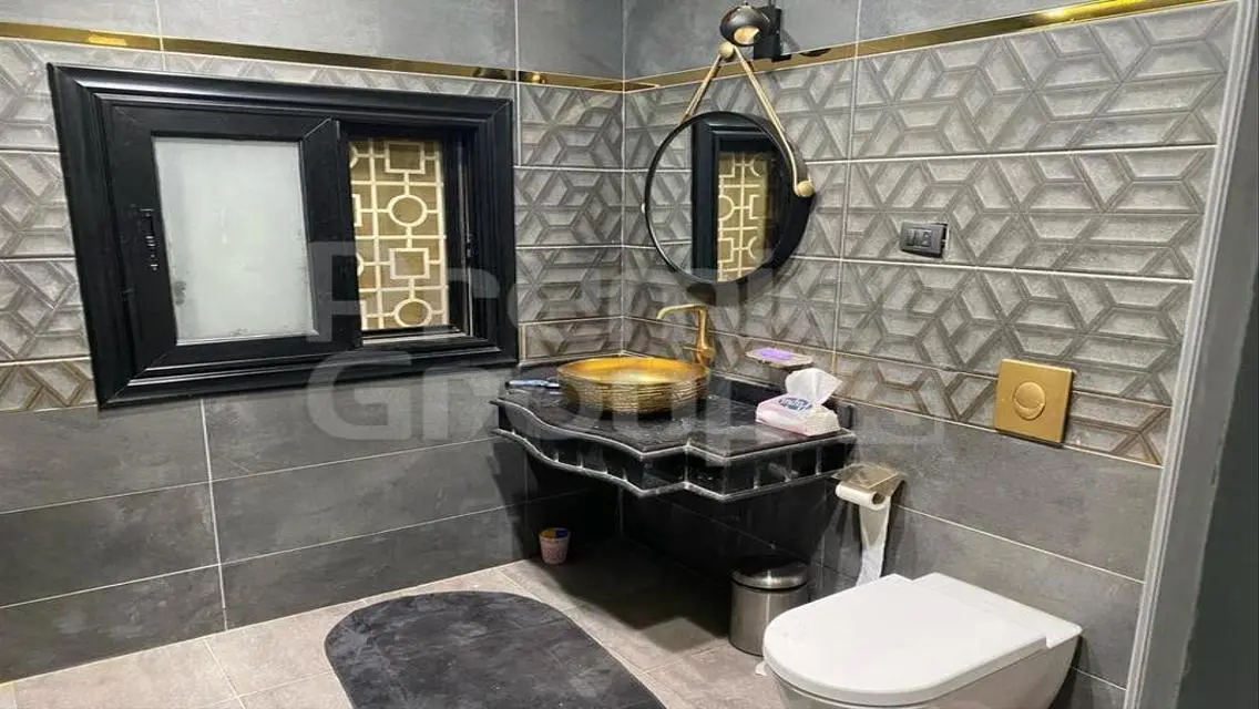 Luxury Apartment for Sale in the Heart of the City