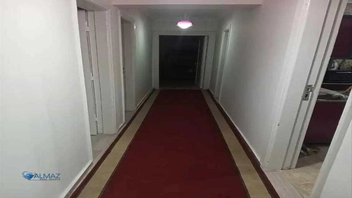 Luxury Apartment for Sale in Area E8826