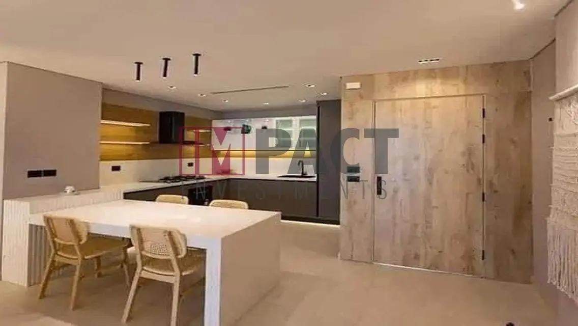Luxury Villa in Isola Sheraton