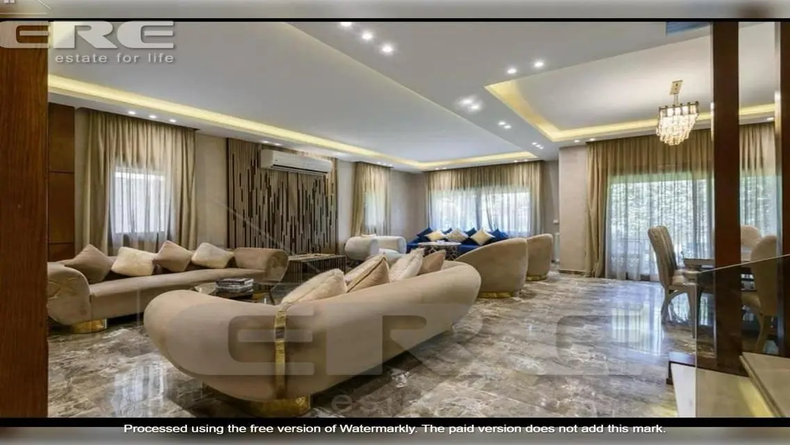 Luxury Villa for Sale with 310 Square Meters in a Prime Neighborhood
