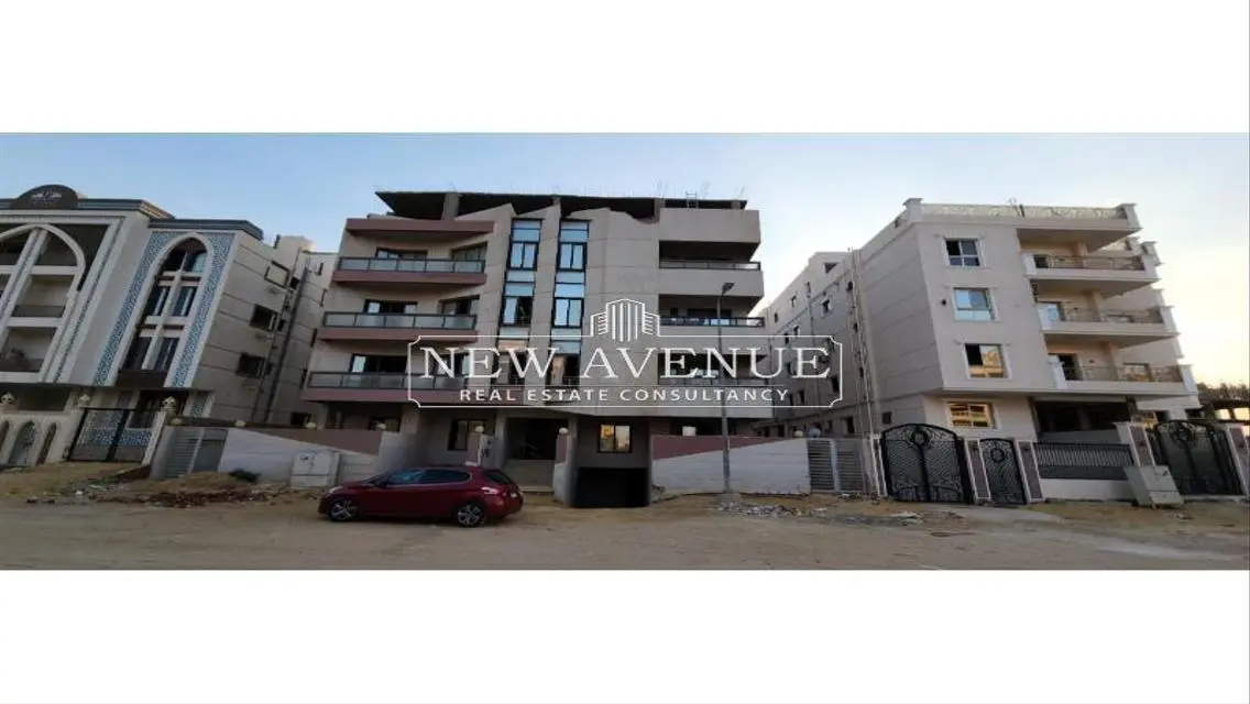 Luxury Apartment with Stunning Views & Private Garden