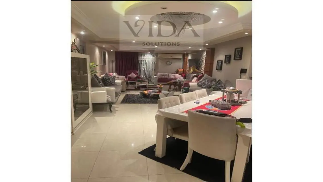 Luxury Apartment for Sale 205 sqm in the City Center
