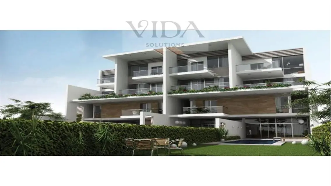 Luxurious Home with Private Balcony and Garden