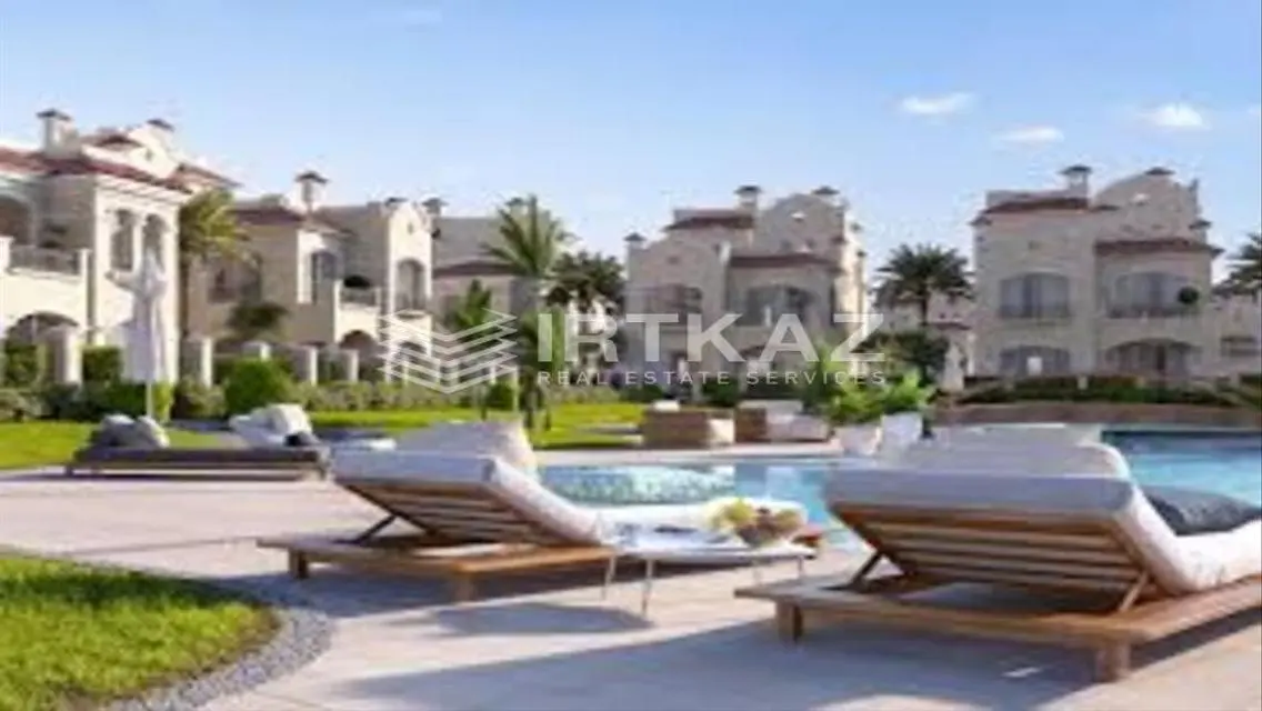 Luxury Villa with Private Pool and Lake View Balcony