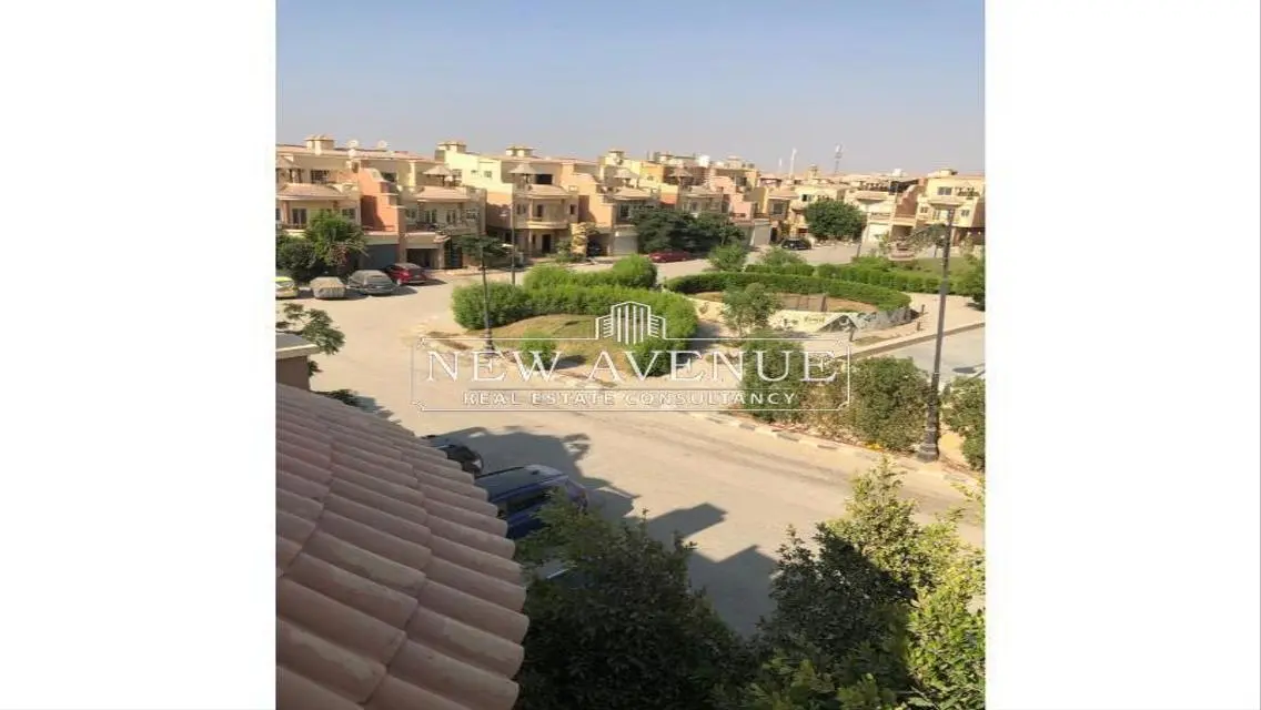 شقة رائعة للبيع في موقع متميز