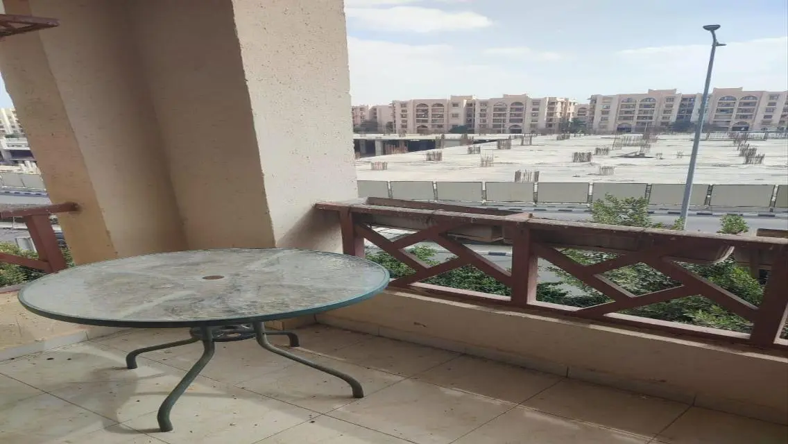 شقة فاخرة للإيجار بمساحة 200 متر