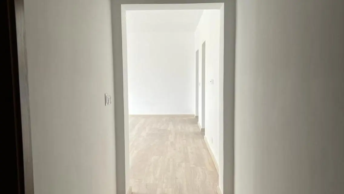 Luxury Apartment with Premium Amenities in Goldmark