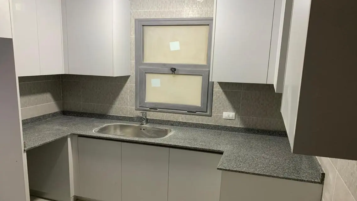Luxury Apartment with Premium Amenities in Goldmark