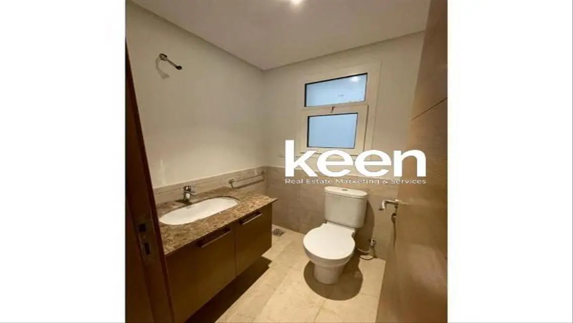Luxury Apartment in 237-AUC-20-CAI