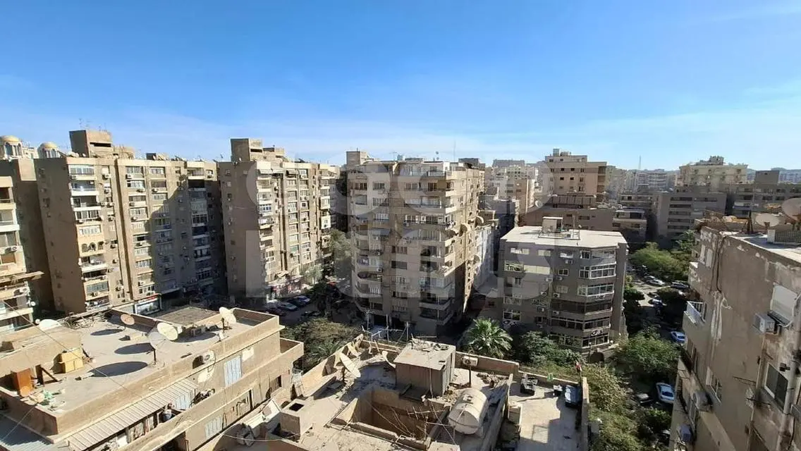 شقة فاخرة للبيع في موقع متميز