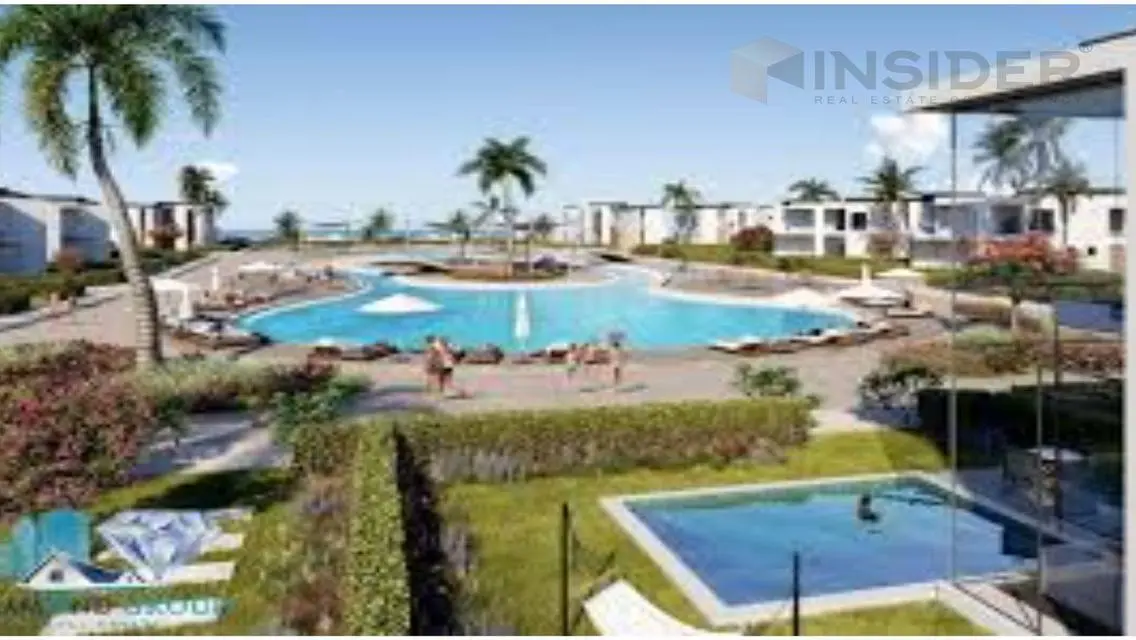 Luxury Apartment with Lake View in Cali Coast - 600 sqm