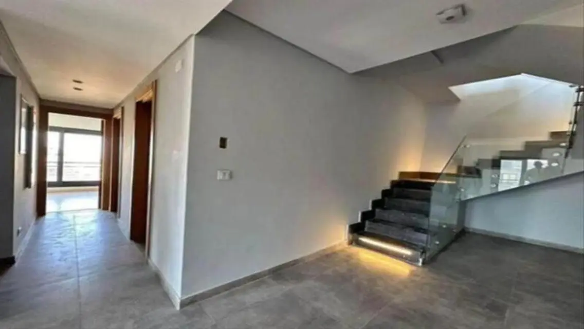 Luxurious Apartment for Sale with Ample Space