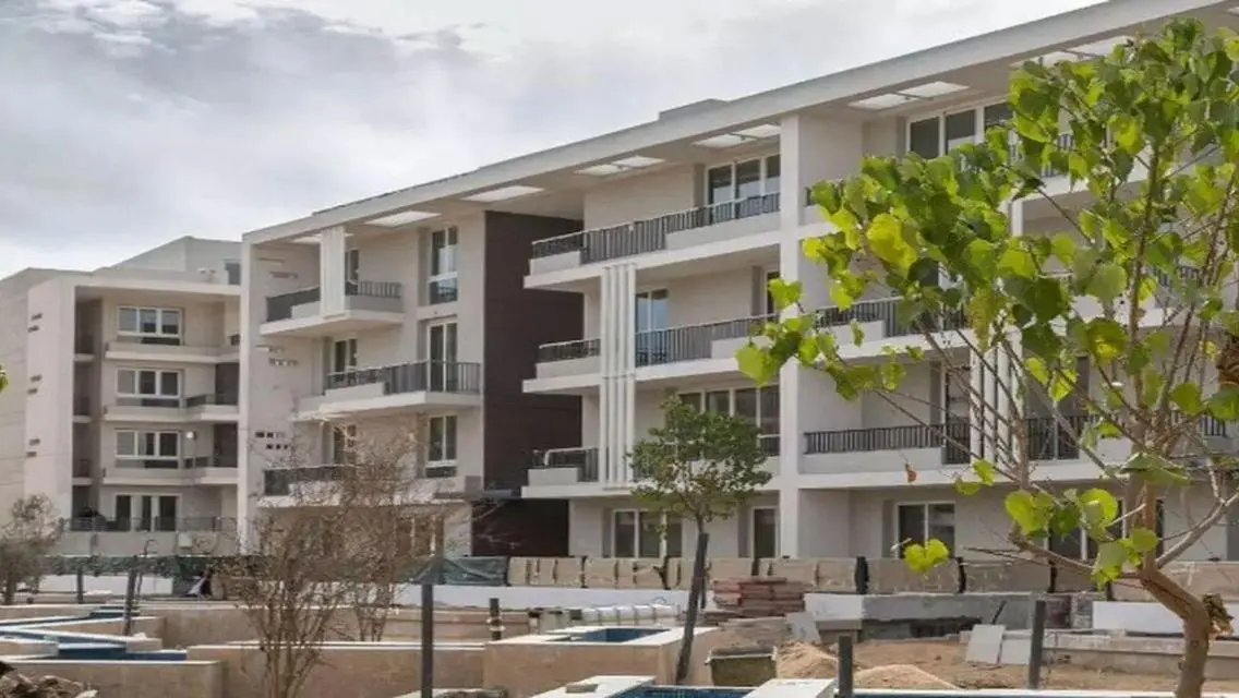 Luxury Apartment in Pyramids Hills