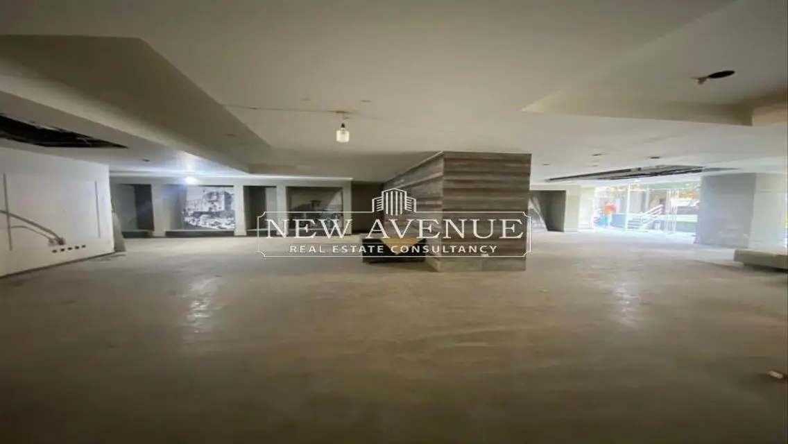 Luxury Villas for Sale - 600 sqm