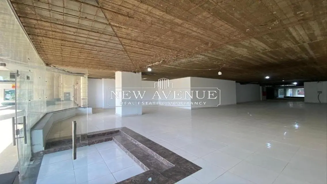 Luxury Villas for Sale - 600 sqm